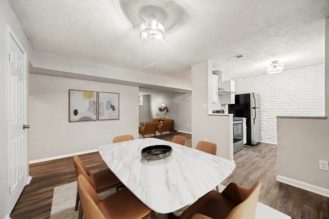 Photo - 562 Glenwood Ave Unit 6