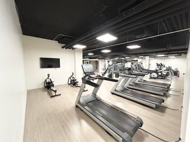 Photo - 5633-5633 Fenwick St Unit 1807