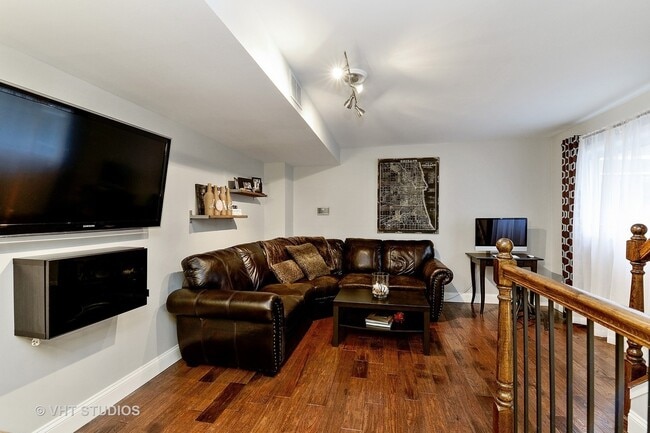 Photo - 2235 N Clifton Ave