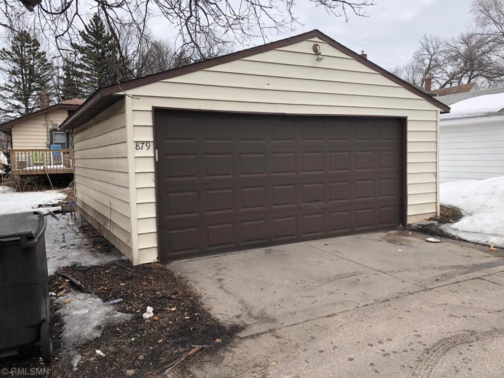 Photo - 879 19th Ave SE