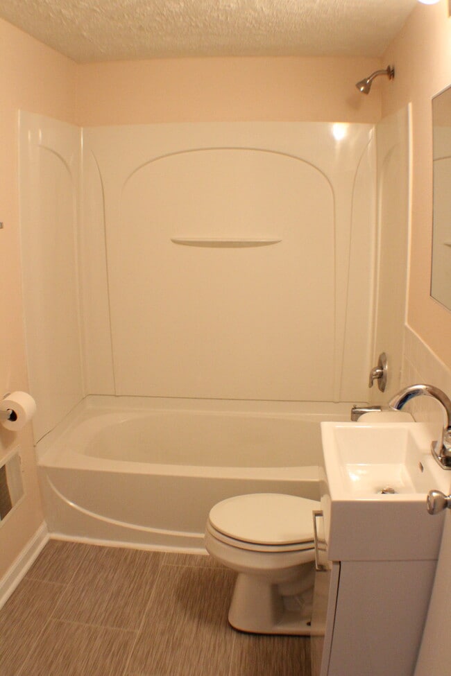 Building Photo - 1018 N Pennsylvania Ave