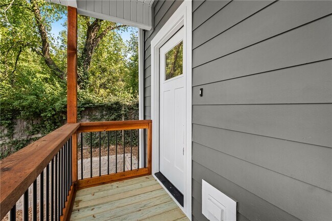 Photo - 576 S Willow Ave