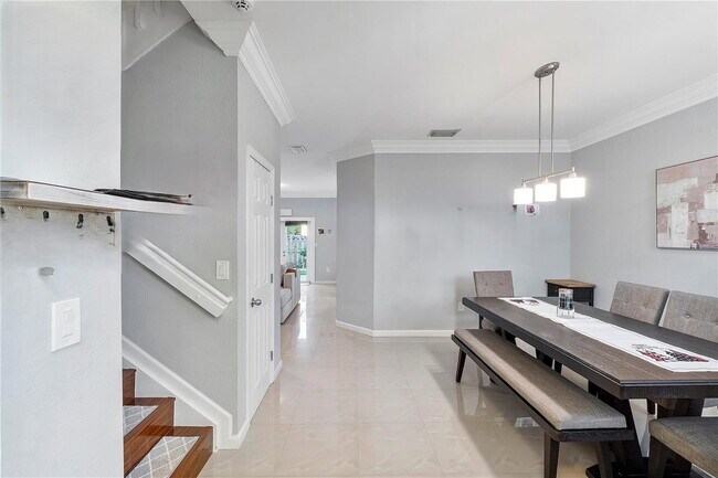 Photo - 4960 SW 136th Ave