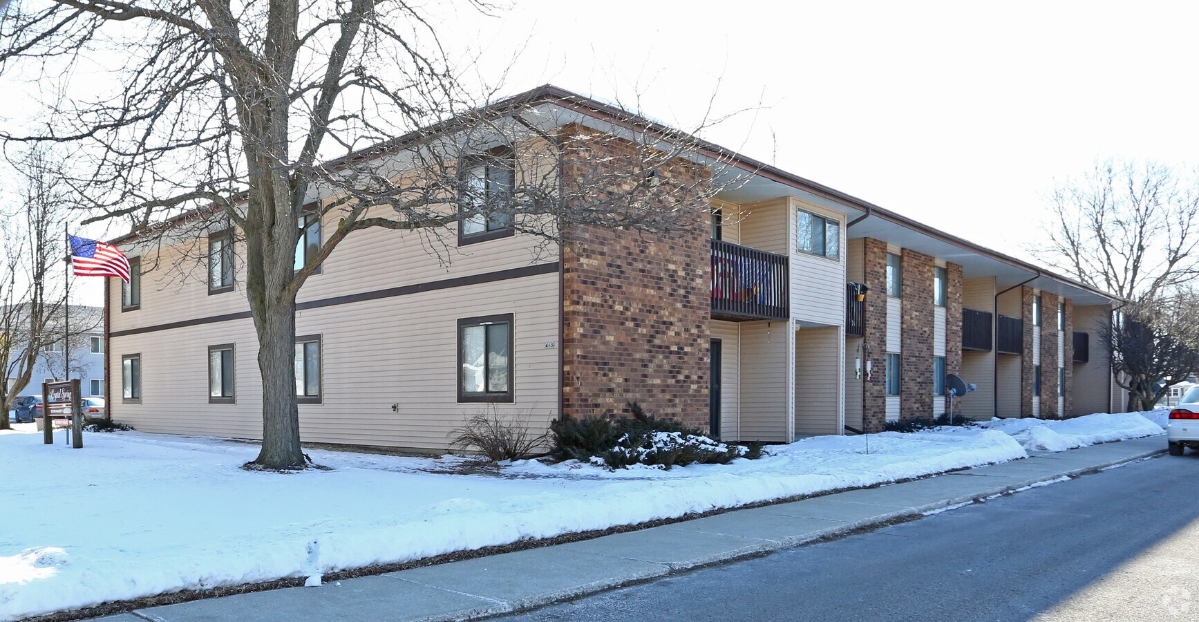 Crystal Springs Apartments - Crystal Springs Apartments