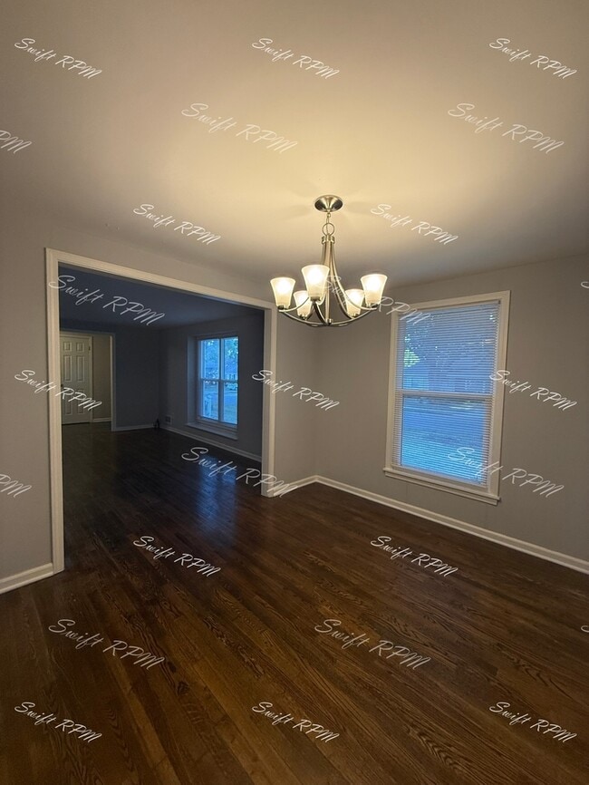 Photo - 9805 Carter Dr
