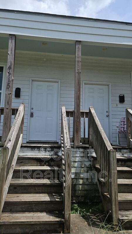 Building Photo - 4115 Hollygrove St Rental