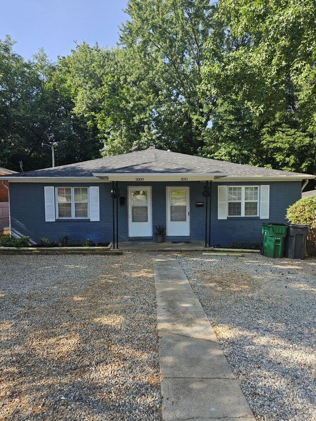 Building Photo - ??MOVE IN SPECIAL?? $500 OFF the first f... Rental