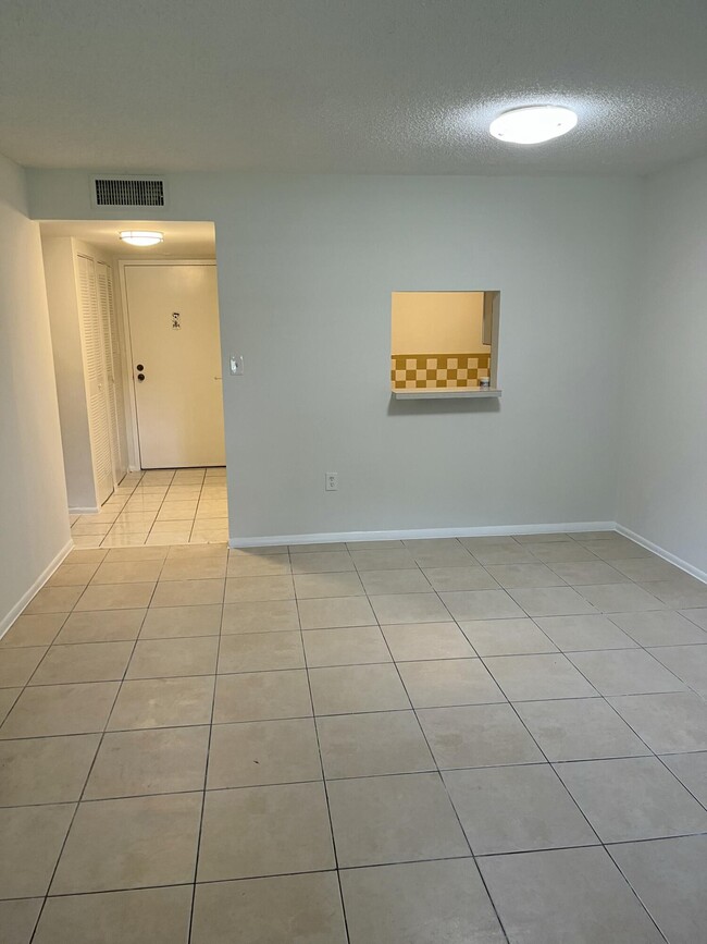 Photo - 4304 NW 9th Ave Unit 3-1-A