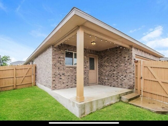 Photo - 1413 Blake St