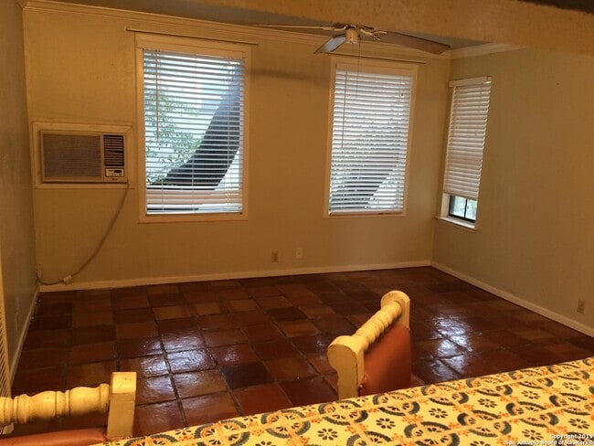 Photo - 230 E Mulberry Ave