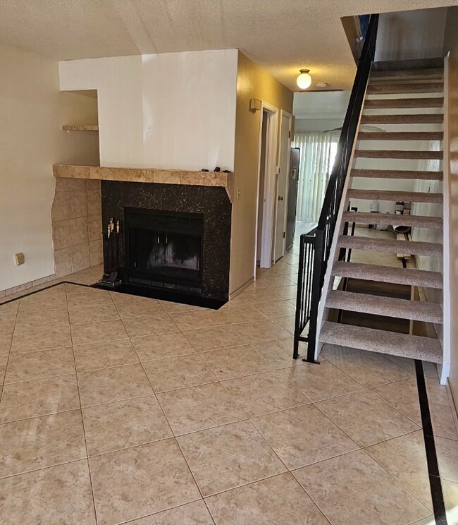 Photo - 17664 E Loyola Dr