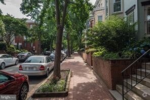 Building Photo - What a great location! Beautiful condo in...