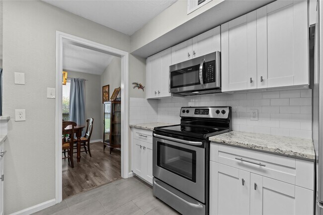 59 Hideaway Dr