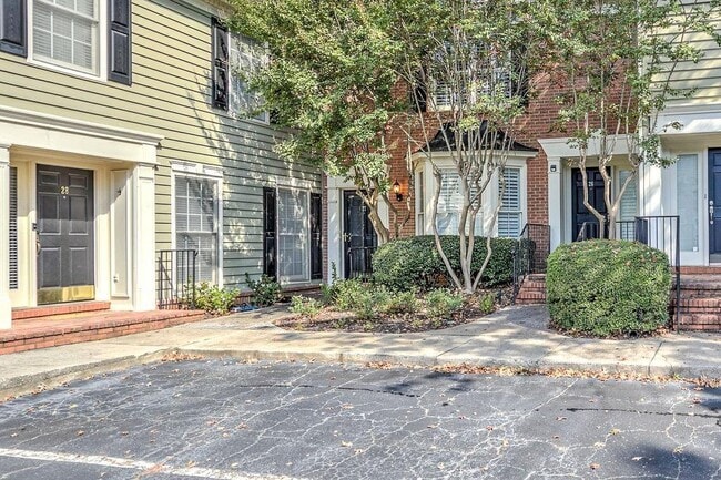 Building Photo - 27 Mt Vernon Cir