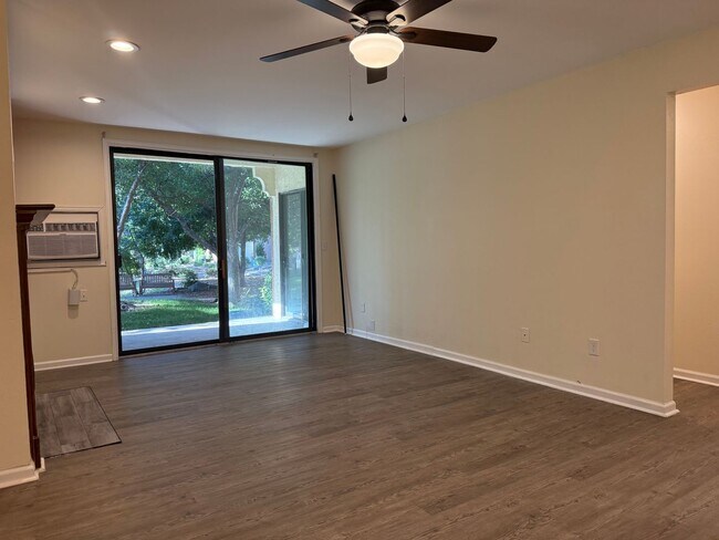 Photo - 13950 E Oxford Pl