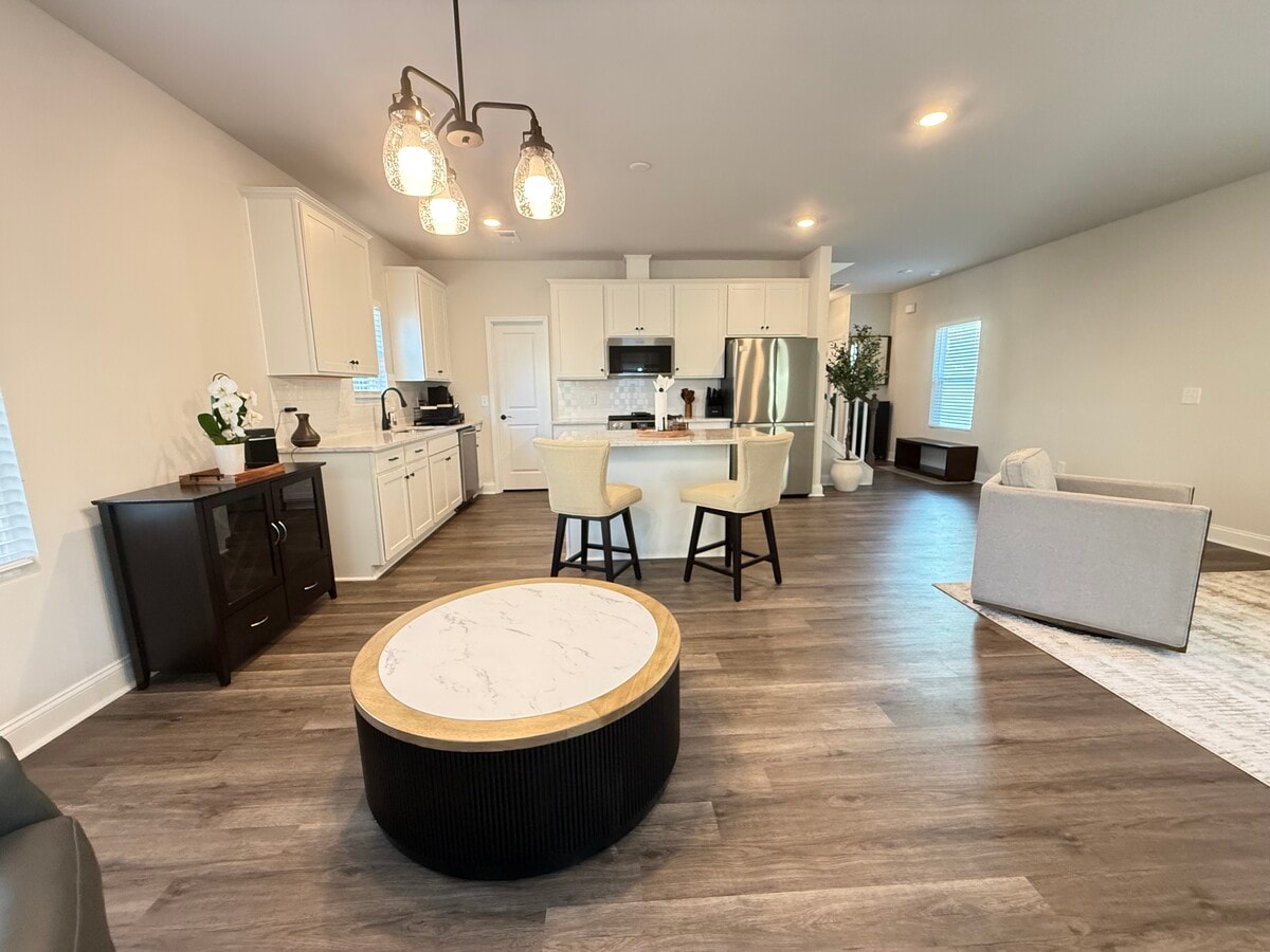 Photo - 4045 Grommet Ct