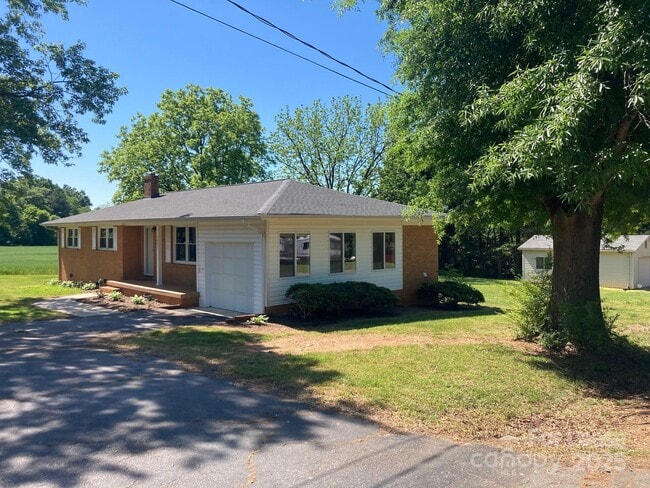 Photo - 1697 Morningside Dr