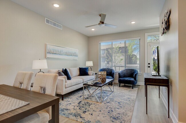 Photo - ReNew Franklin Hills