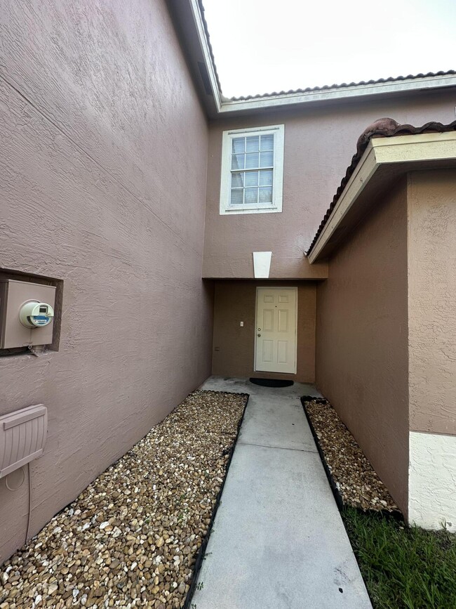 Photo - 6856 Mill Brook Pl