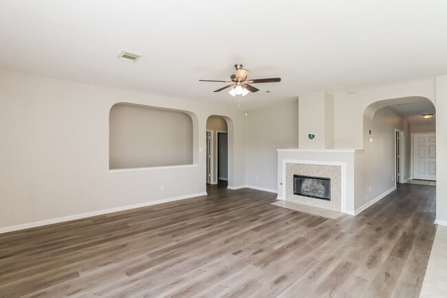 Photo - 6227 Channelbrook Ln