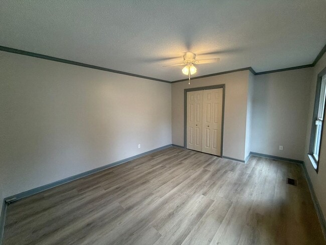 Photo - New Listing!!