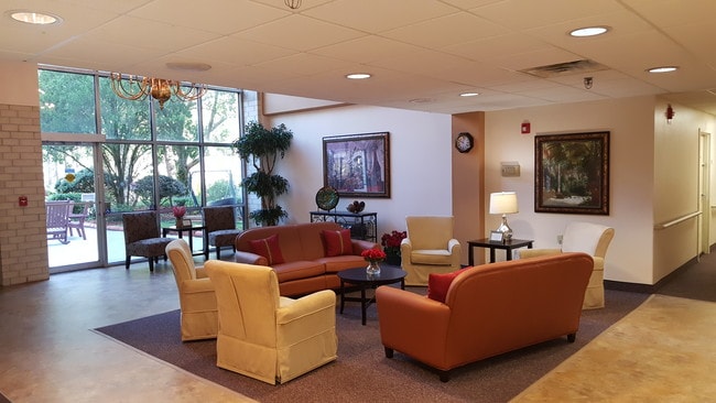 Sundale Manor Apartments