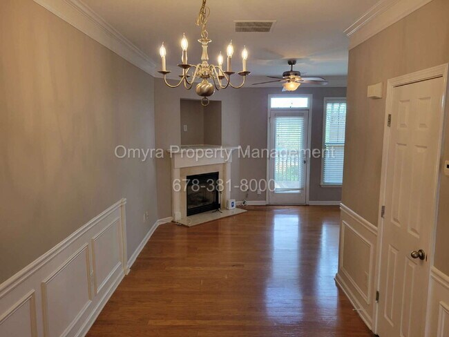 Photo - Beautiful Townhome steps away from the Beltline!