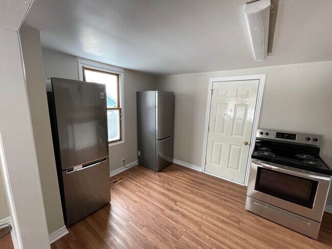 Photo - 177 Raglan Rd