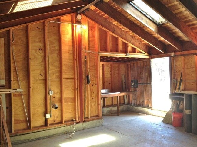 Photo - 1506 Center St