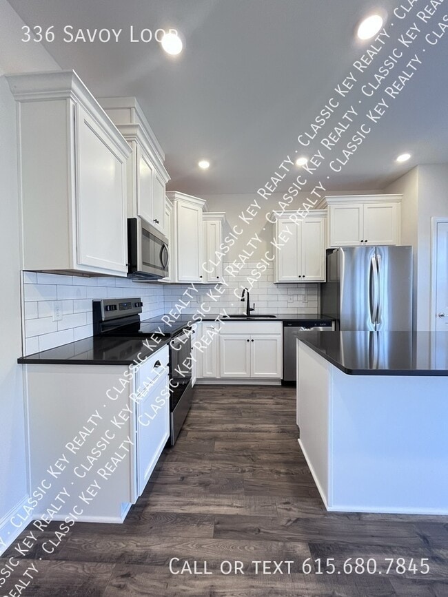 Photo - 336 Savoy Lp