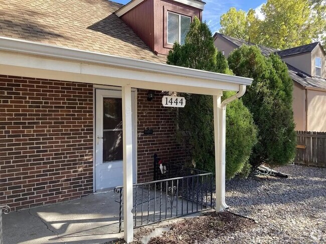 Building Photo - Beautiful home for rent near Sloan's Lake!