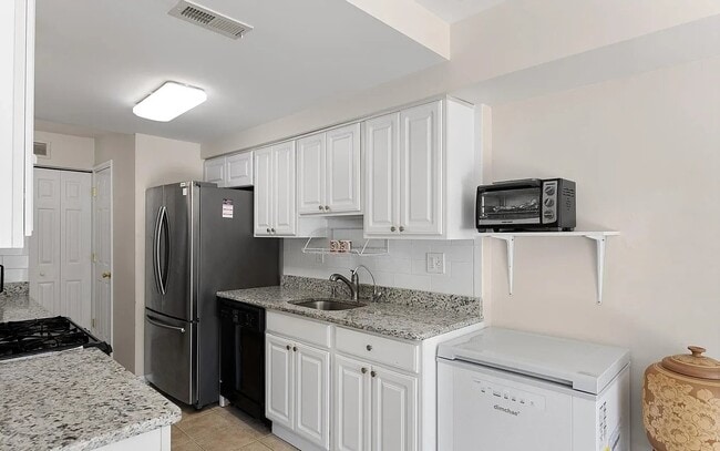 Photo - 118 Aspen Ct