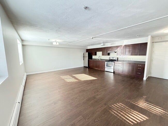 Photo - 20 Bradmon Dr