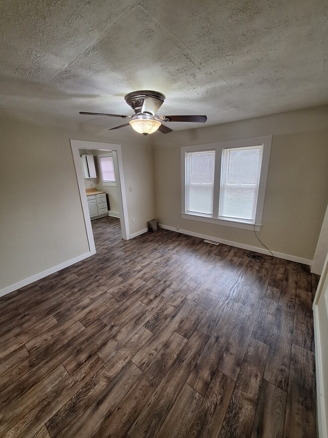 Photo - 5771 Seneca Trl S