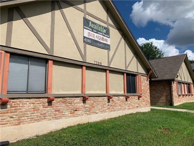 Photo - 7208 Creekside Dr