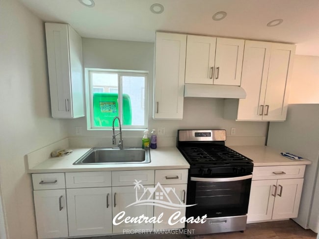 Photo - 0 E Tunnell St