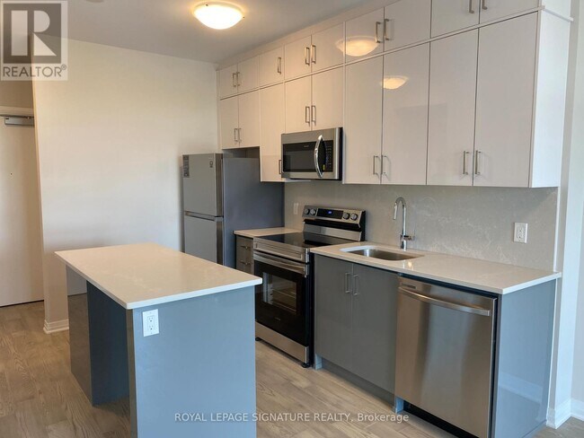 Photo - 95 Dundas St W Unité 112