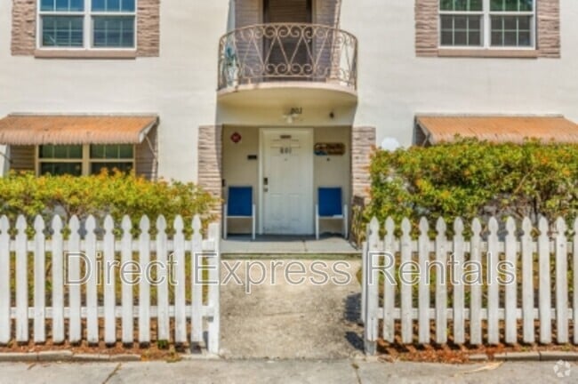 Building Photo - 801 Grove St N Rental