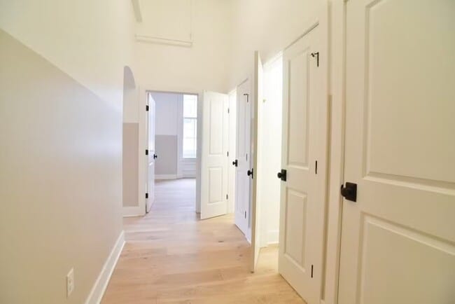 Photo - 30 W Broad St