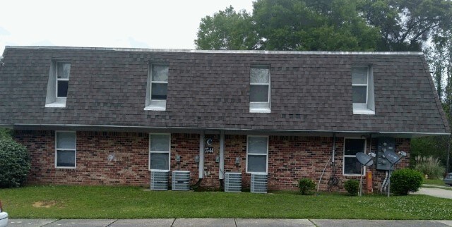 Pinewood Estates - Pinewood Estates Apartments
