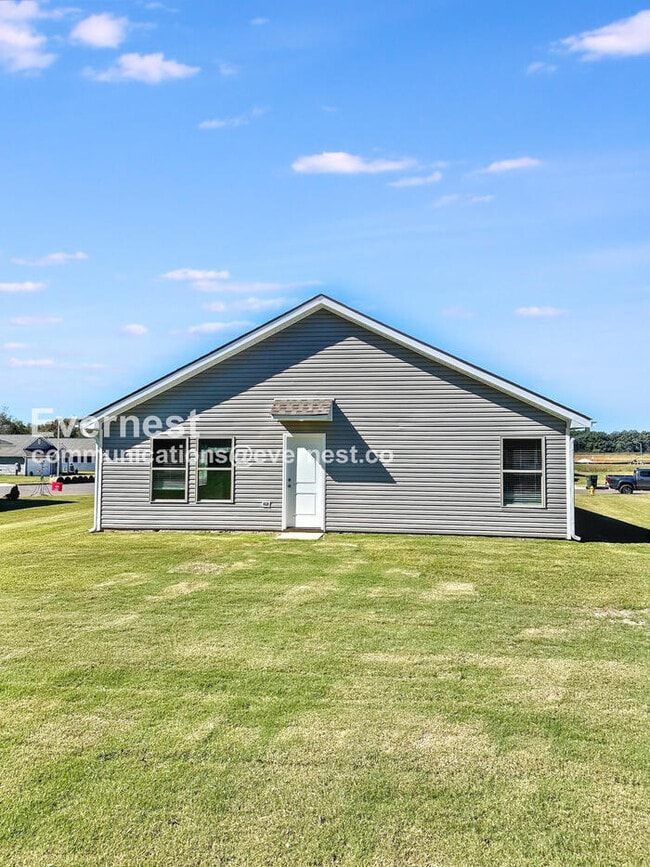 Photo - 118 Labrador Ln