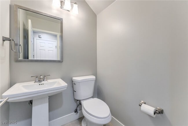 Photo - 20 Fantasia Ln