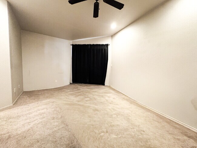 Photo - "Spacious 4-Bedroom, 2-Bathroom SOLAR Home in Mesa del Sol!"