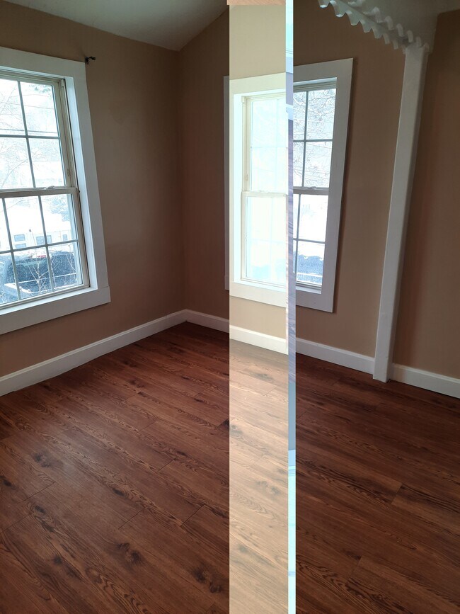 Photo - 11 N Boundary Rd