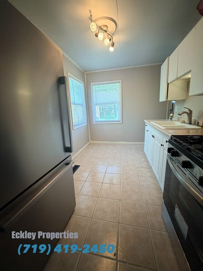 Photo - 1607 N 70th Ave