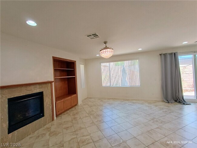 Photo - 2316 Malaga Peak St