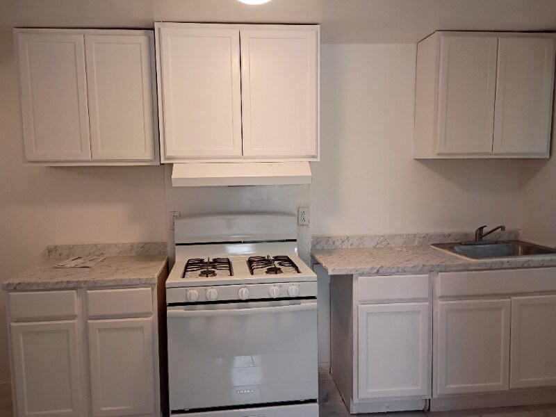 Photo - 4531 Coleridge St