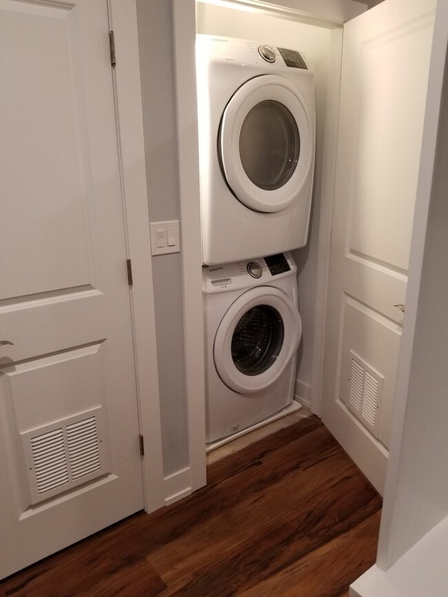 Photo - 4851 N Central Ave Unit 1E