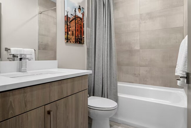 Photo - 1348 Zenobia St