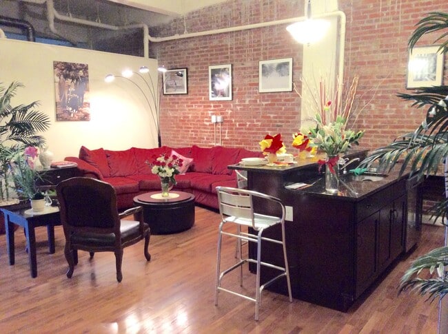 Photo - 311 W Baltimore St Unit 501